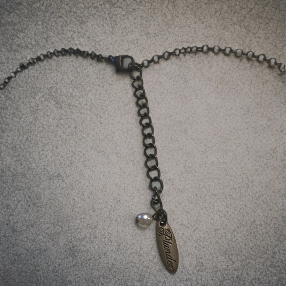 🌹PLUNDER BRONZE DANIELLE PRAY NECKLACE - Picture 4 of 4